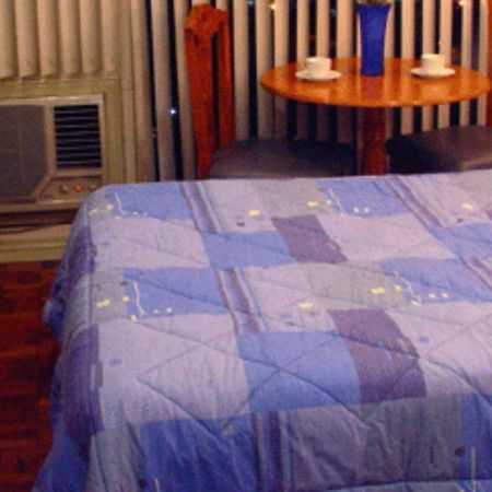 Citadel Inn Makati Makati City Екстериор снимка