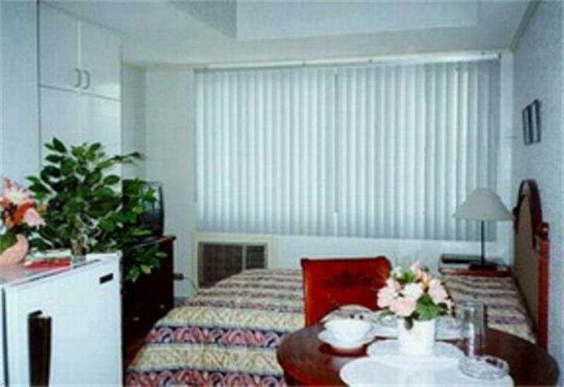 Citadel Inn Makati Makati City Екстериор снимка